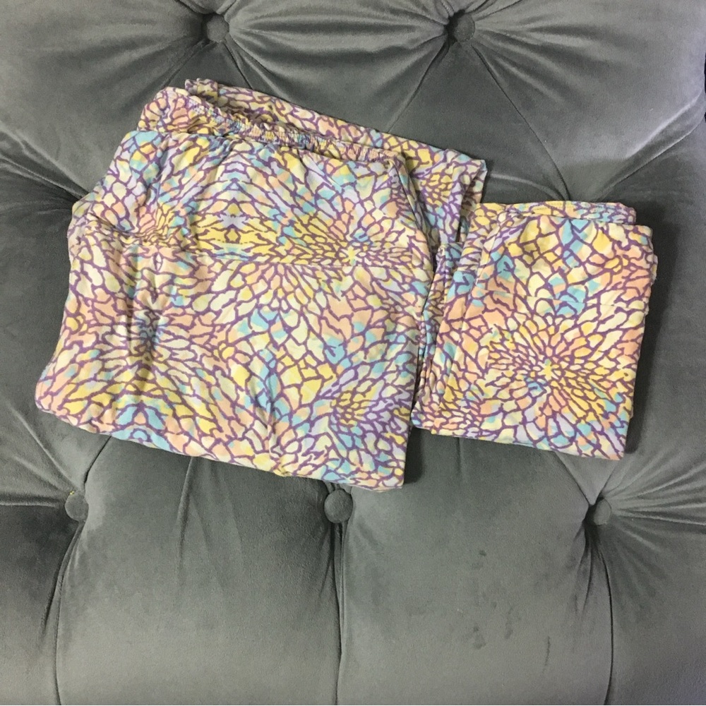 Floral TC and kids mommy & Me leggings set